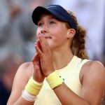 Prodigio ruso de WTA, 17, cumple su deseo con nueva mascota
