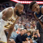 Polémica en partido atípico de LeBron en Playoffs: ‘Esa jugada es común