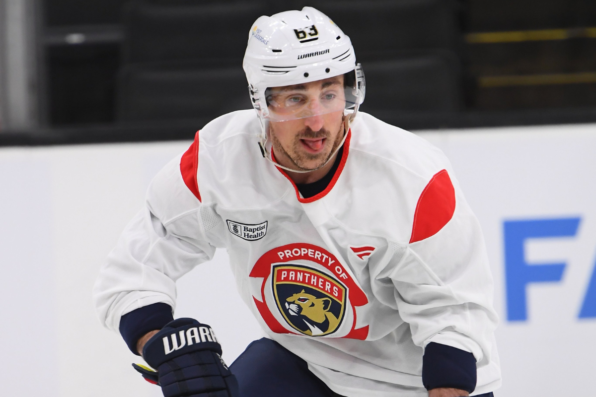 Marchand confirma adiós a Boston, esposa envía mensaje desgarrador