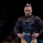 Jade Carey despide a compañera de Oregon tras 21 años en gimnasia