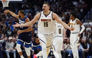 Cámaras TNT captan momento tenso de Jokic vs OKC, cambio mayor confirmado