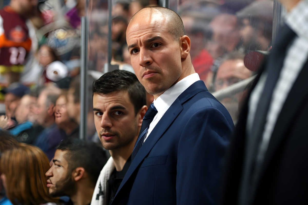 Entrenador de Capitals promete audazmente tras derrota ante Hurricanes