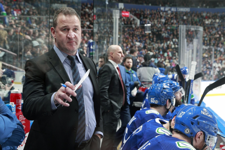 Contratación de Foote ayuda a retener lealtad de Hughes con Canucks