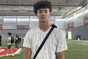 Kaiden Prothro nombrado favorito, DeBoer y Freeze en alerta